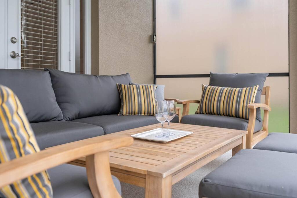 Lakeview W/8 Bedroom 5 Kingsuite 3 Miles To Disney Kissimmee Dış mekan fotoğraf