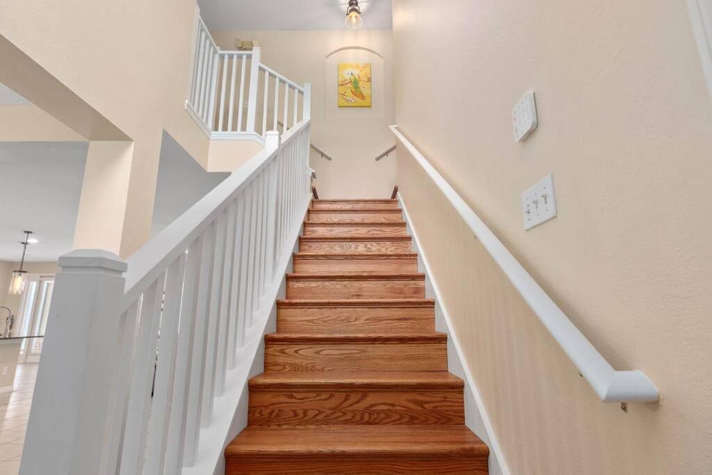 Lakeview W/8 Bedroom 5 Kingsuite 3 Miles To Disney Kissimmee Dış mekan fotoğraf